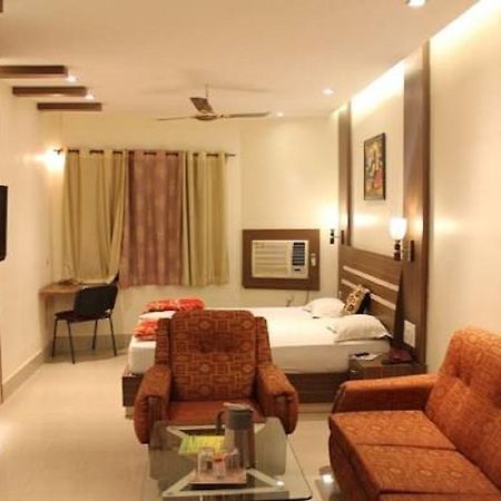 Rourkela Hotel Anurag מראה חיצוני תמונה