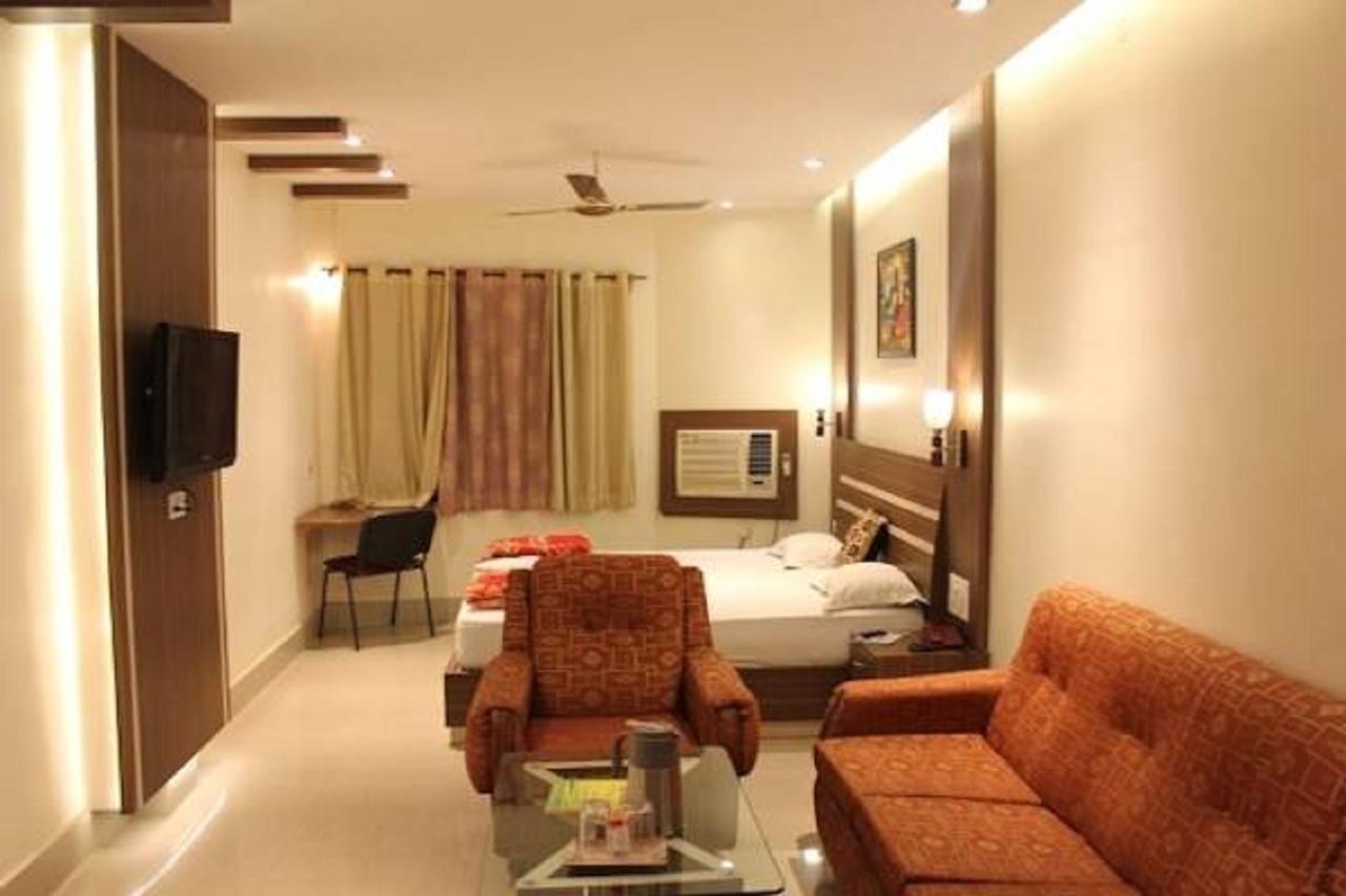 Rourkela Hotel Anurag מראה חיצוני תמונה