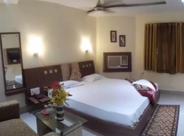 Rourkela Hotel Anurag מראה חיצוני תמונה